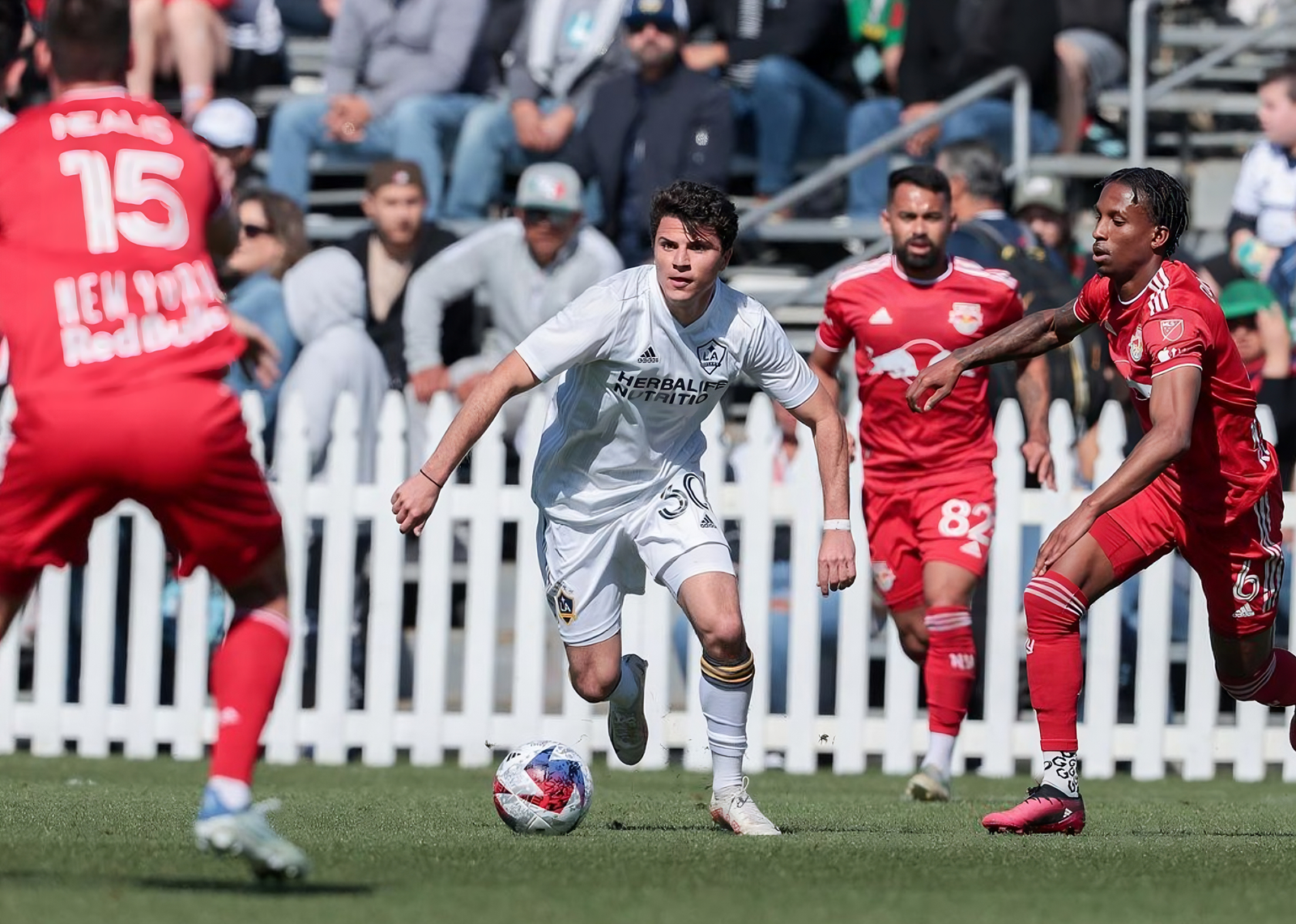 Gino Vivi, an example and promise of professional soccer