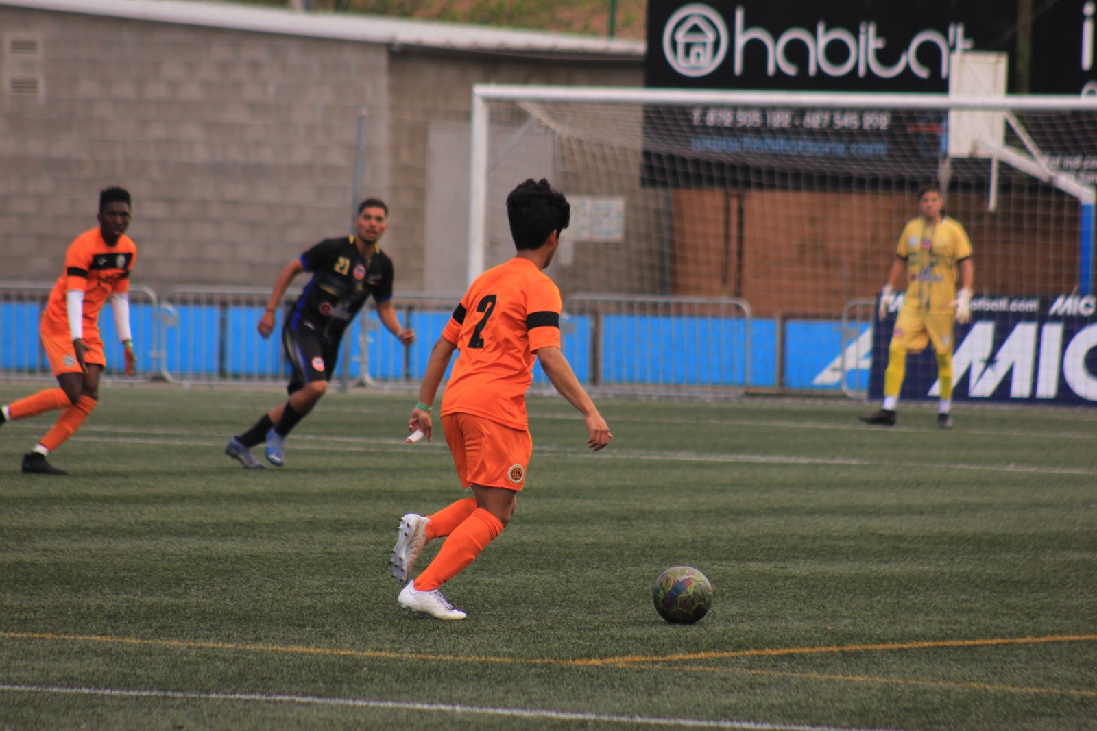 Why choose an international football academy in Valencia for your sports training?